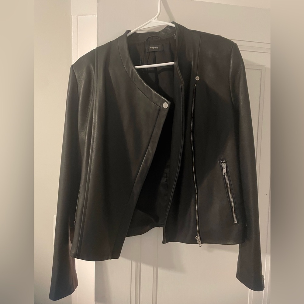 Theory Women’s Large 100% Leather Jacket
